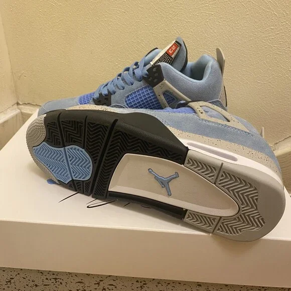Air Jordan 4 Retro 'University Blue' CT8527-400 - Picture 2 of 5